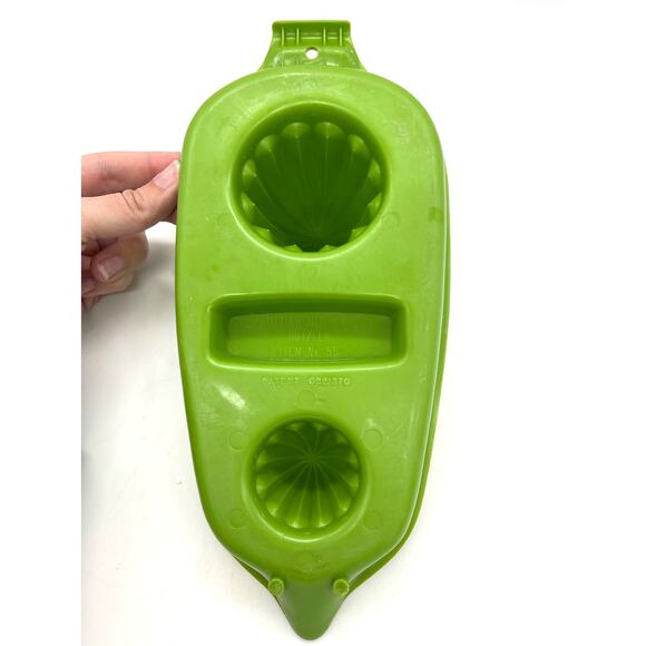 Vintage 1970 Hutzler Plastic Green Lemon Lime Juicer Zester Item no 55 - Picture 3 of 6